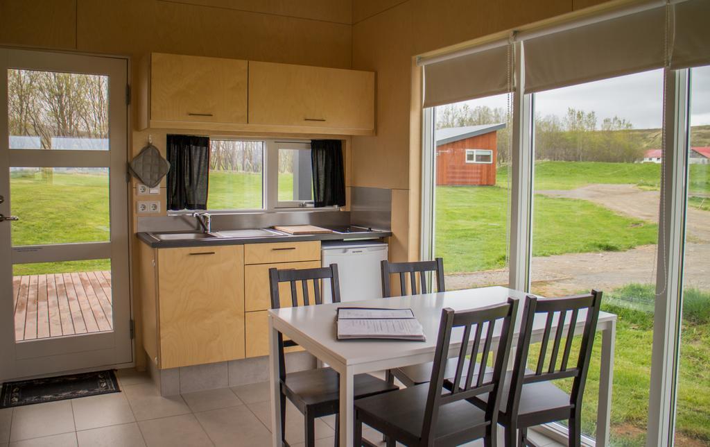 Einishus Cottages เลยการ์ ห้อง รูปภาพ