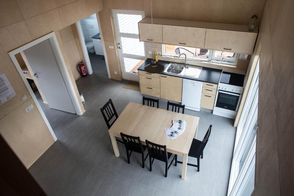 Einishus Cottages เลยการ์ ห้อง รูปภาพ